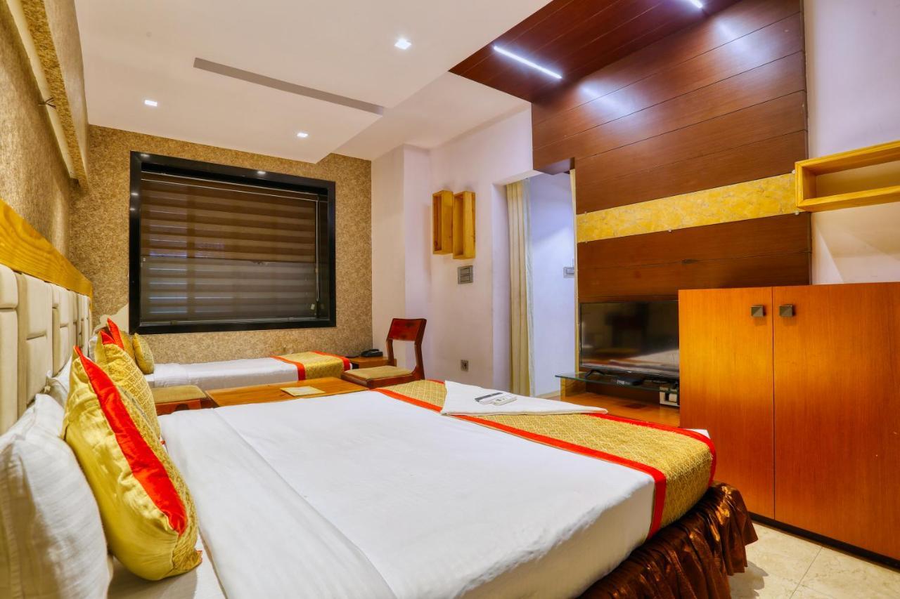 The Ashoka Hotel Indore Eksteriør bilde