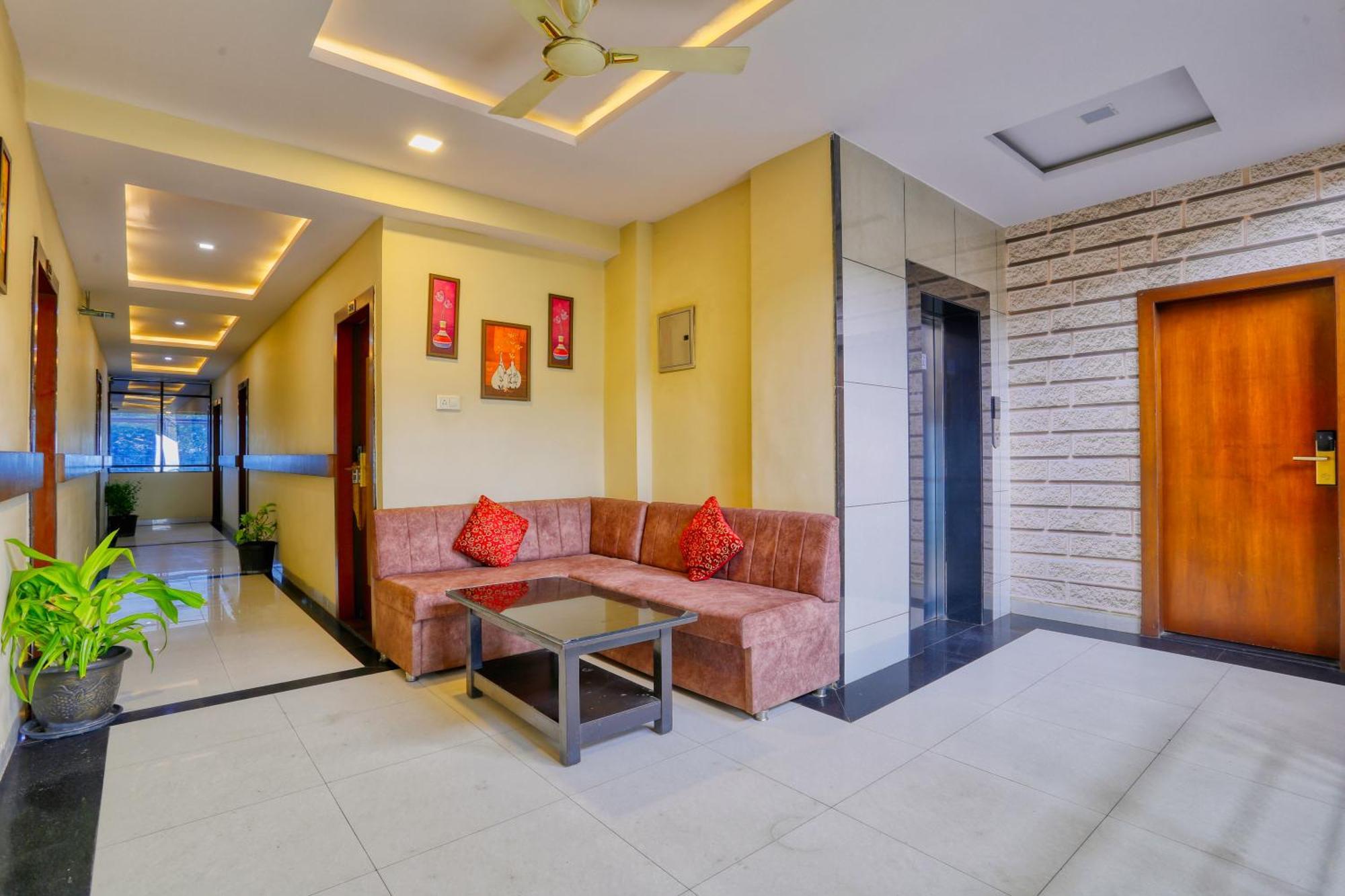 The Ashoka Hotel Indore Eksteriør bilde
