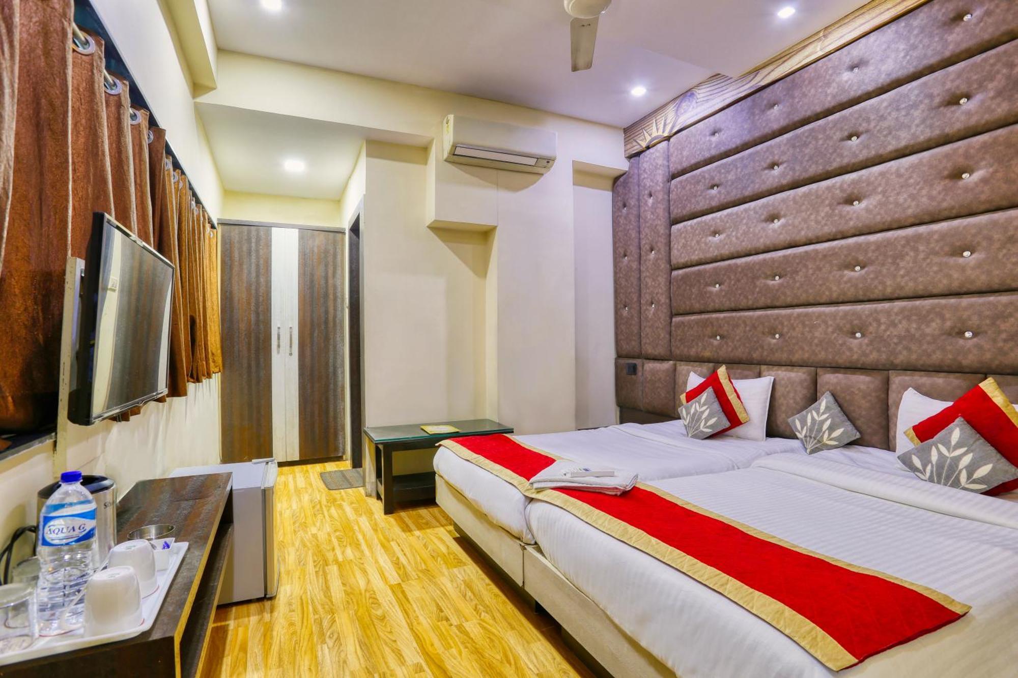 The Ashoka Hotel Indore Eksteriør bilde