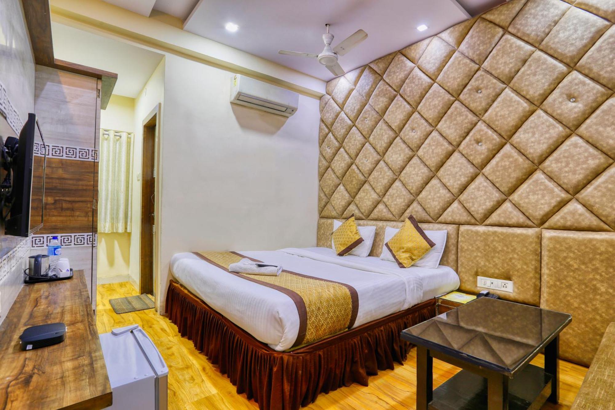 The Ashoka Hotel Indore Eksteriør bilde