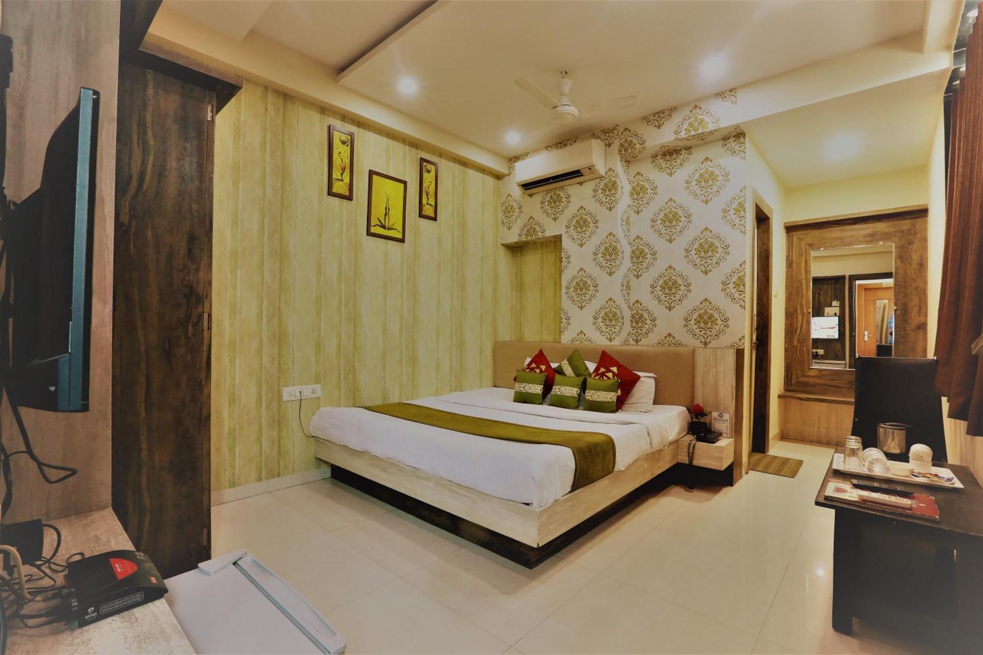 The Ashoka Hotel Indore Eksteriør bilde